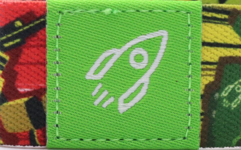 ゴム製リストバンドのタグは刺繍織